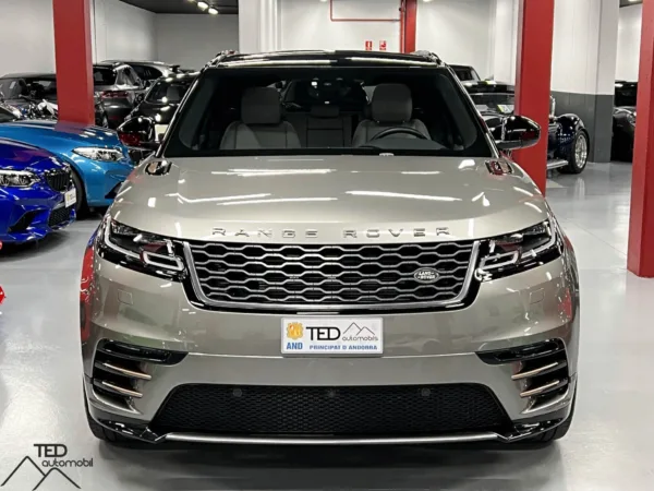 Land Rover Range Rover Velar D300 SE 300cv R Dynamic 02