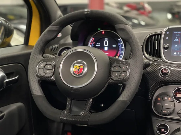 Abarth 595 Competizione Cabrio 180cv Carbono Akrapovic 19