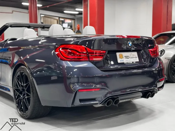 BMW M4 Competition Cabriolet DKG 450cv 07