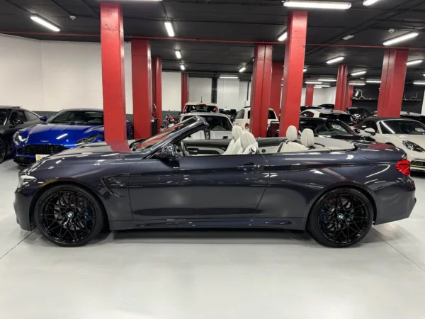 BMW M4 Competition Cabriolet DKG 450cv 09