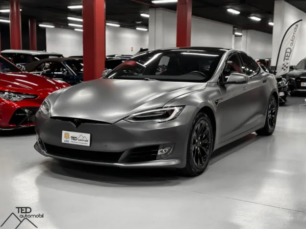 Tesla Model S 100 D Long Range 4x4 422cv Principale