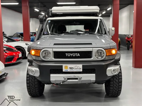 Toyota FJ Cruiser X Treme 272cv amb canvi automatic 02