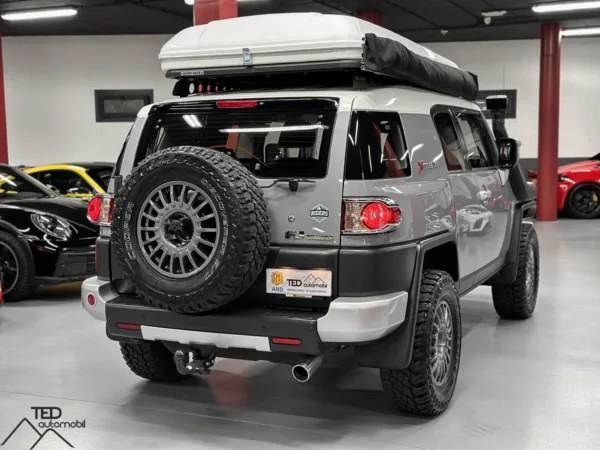 Toyota FJ Cruiser X Treme 272cv amb canvi automatic 07