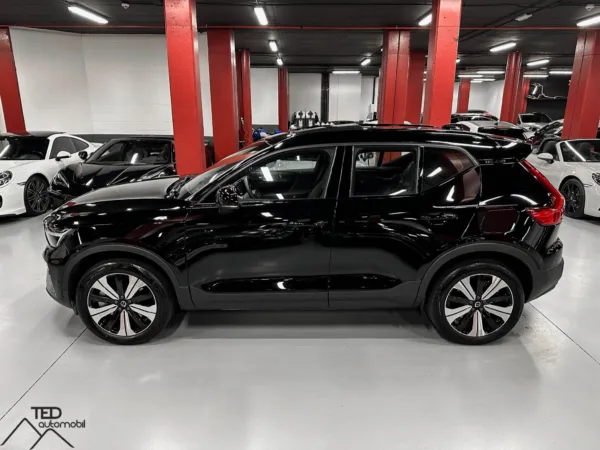 Volvo XC40 100 Electric 402cv 4x4 Twin Motor 10