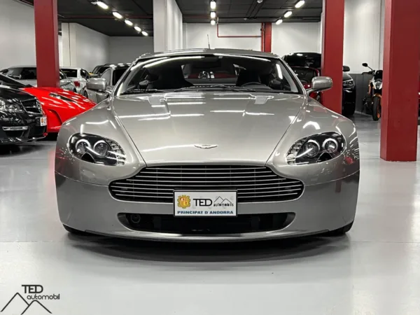 Aston Martin V8 Vantage 385cv 02