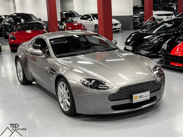 Aston Martin V8 Vantage 385cv 04