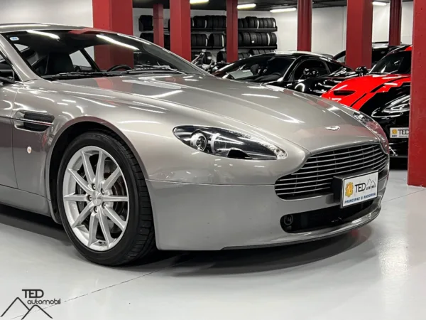 Aston Martin V8 Vantage 385cv 05