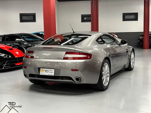 Aston Martin V8 Vantage 385cv 07