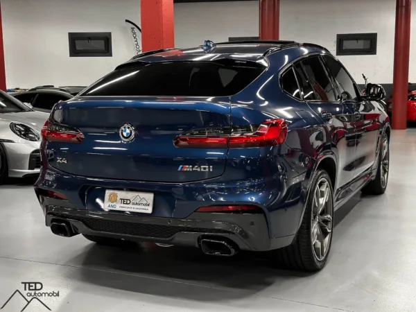 BMW X4 M40i 354cv Blau 05