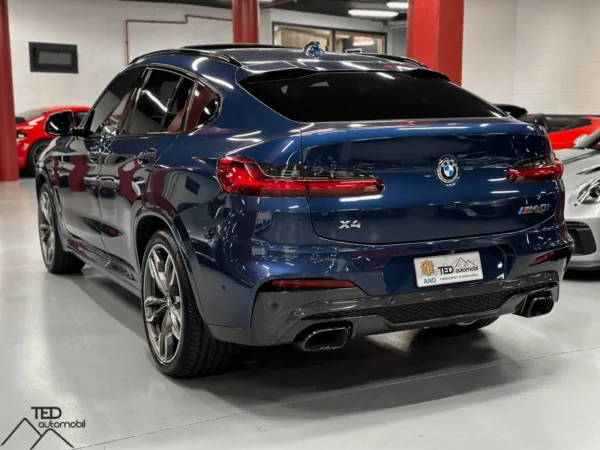 BMW X4 M40i 354cv Blau 07