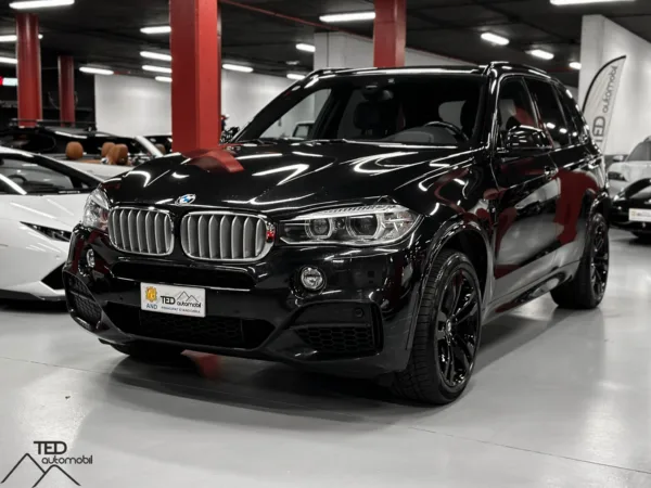 BMW X5 M50d 381cv Principale