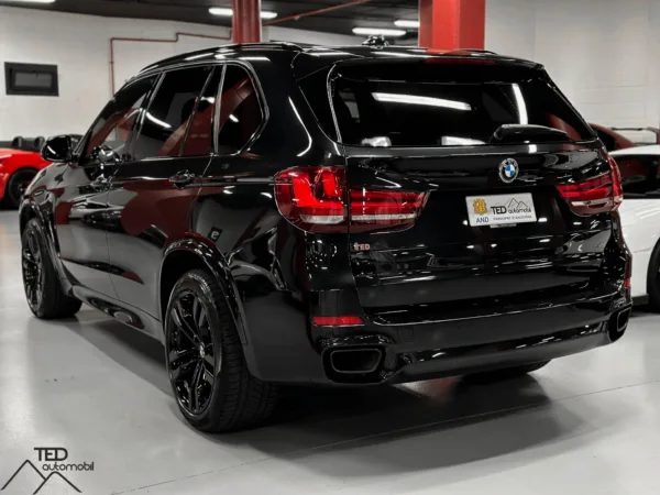 BMW X5 M50d 381cv 09