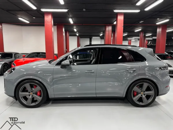 Porsche Cayenne S E Hybrid 519cv 08