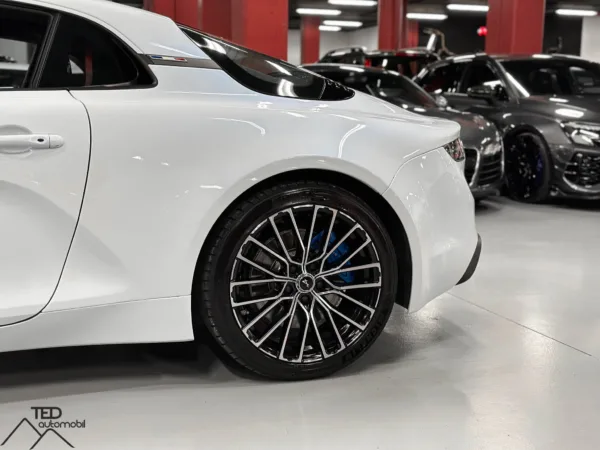 Alpine A110 252cv 11