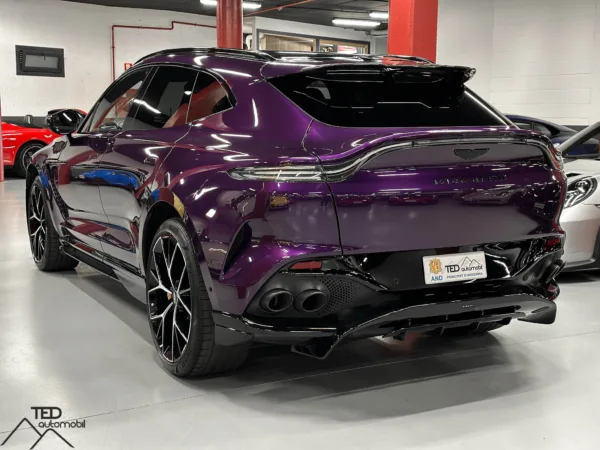 Aston Martin DBX 707cv 08