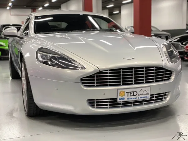 Aston Martin Rapide V12 477cv 04