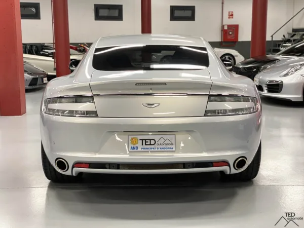 Aston Martin Rapide V12 477cv 11