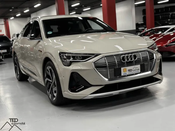 Audi E Tron Sportback 55 408cv 03