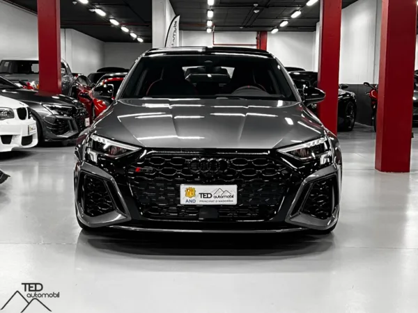 Audi RS3 400cv Gris 02