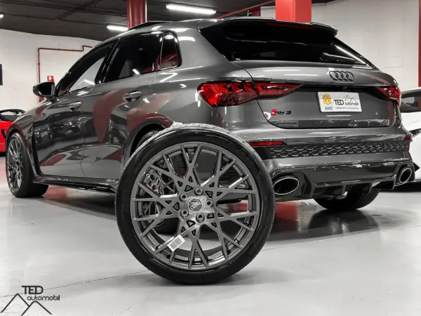 Audi RS3 Performance 407cv Ceramics 10