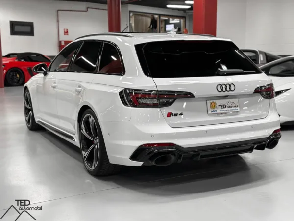 Audi RS4 B9 2 9 V6 Bi Turbo 450cv Quattro Blanc 08