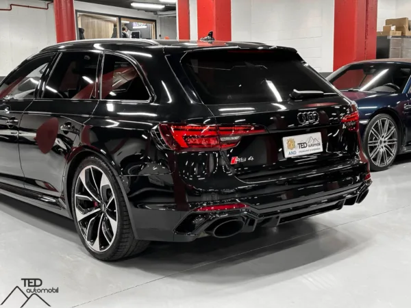 Audi RS4 B9 2 9 V6 Bi Turbo 450cv Quattro Negre 10