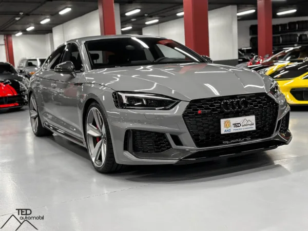 Audi RS5 Sportback 450cv Gris Nardo 03