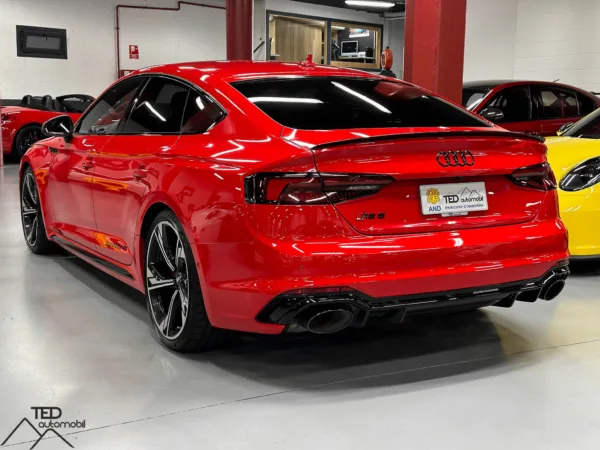 Audi RS5 Sportback 450cv Vermell 09