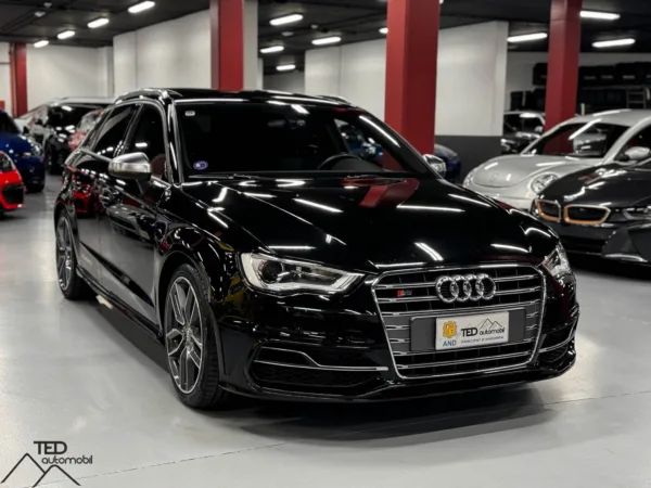 Audi S3 300cv Quattro Stronic 03