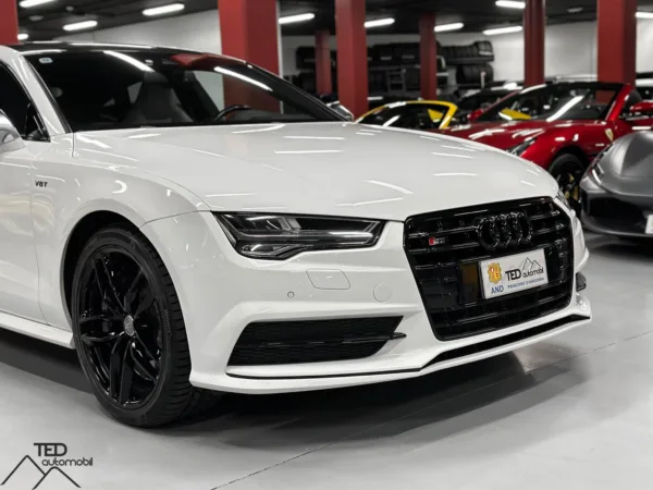 Audi S7 V8 450cv Quattro Akrapovic 05