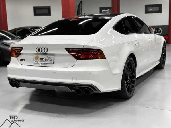 Audi S7 V8 450cv Quattro Akrapovic 07