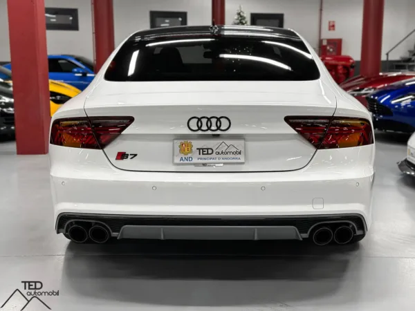 Audi S7 V8 450cv Quattro Akrapovic 08